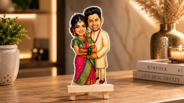 Acrylic_Traditional_Indian_Wedding_Couple_Caricature_Standee