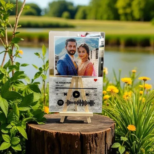 Acrylic_Personalised_Couple_Music_Photo_Plaque_With_Easel