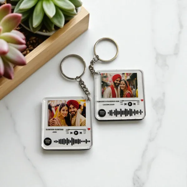 Acrylic_Music_Player_Photo_Keychain_Set_For_Unisex