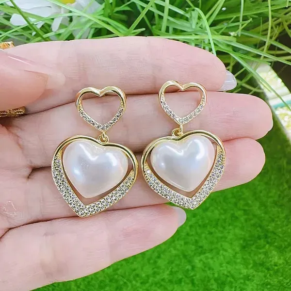 Pearl_Crystal_Rhinestone_Heart_Shaped_Drop_Earrings_For_Women