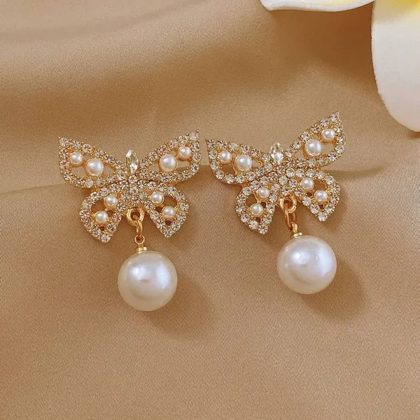 Gold_Metal_Butterfly_Crystal_Pearl_Drop_Earrings_For_Women