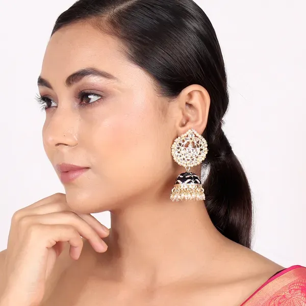 Golden_Brass_Stud_Earrings_For_Women