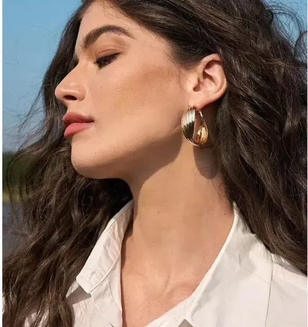 Golden_Stainless_Steel_Earrings_For_Women