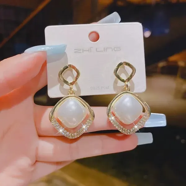 Pearl_Crystal_Rhinestone_Square_Drop_Earrings_For_Women