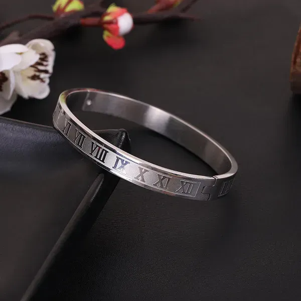 Stainless_Steel_Adjustable_Bracelet_For_Women