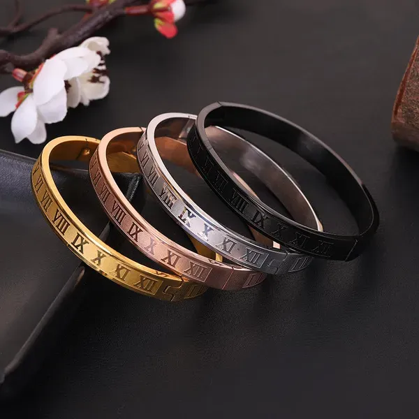 Rose_Gold_Stainless_Steel_Bracelet_For_Women