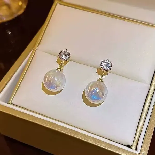 Crystal_Cubic_Zirconia_Pearl_Drop_Stud_Earrings_For_Women