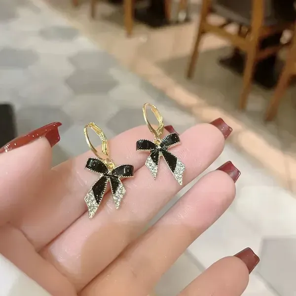 Black_Enamel_Gold_Plated_Bow_Drop_Earrings_For_Women