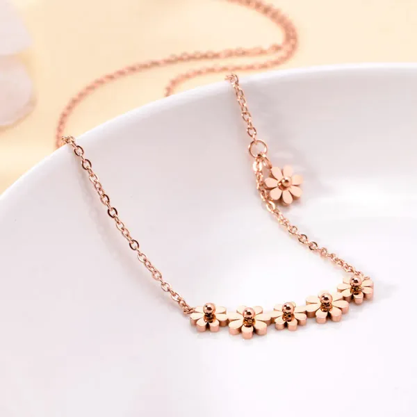 Rose_Gold_Stainless_Steel_Necklace_For_Women
