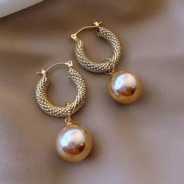 Golden_Stainless_Steel_Stud_Earrings_For_Women