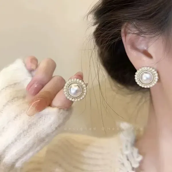 White_Pearl_Cubic_Zirconia_Round_Stud_Earrings_For_Women
