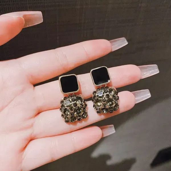 Black_Crystal_Square_Drop_Stud_Earrings_For_Women