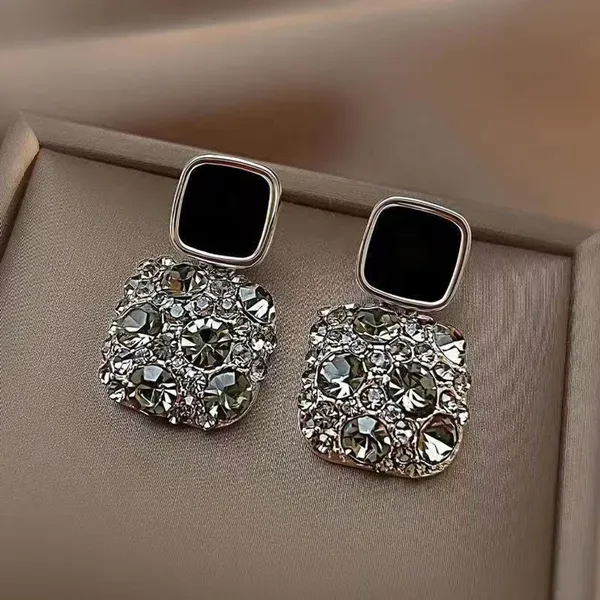 Black_Crystal_Square_Drop_Stud_Earrings_For_Women