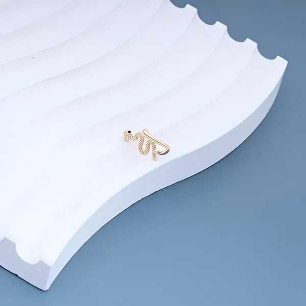 Gold_Tone_Metal_Snake_Style_Non_Piercing_Nose_Pin_For_Women