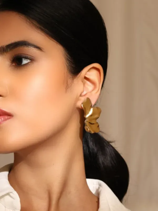 Gold_Tone_Metal_Sculptural_Flower_Petal_Stud_Earrings_For_Women