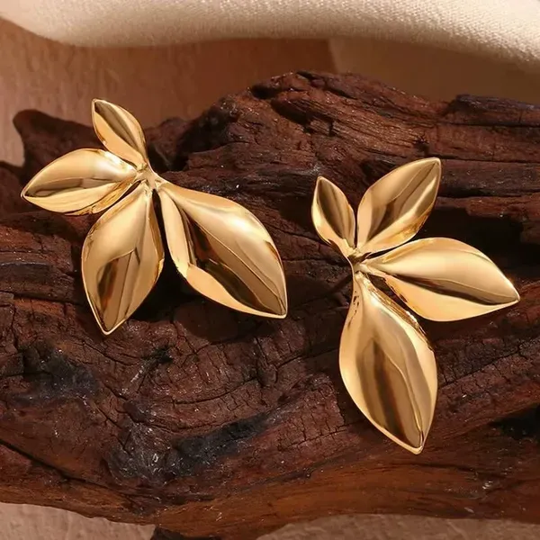 Gold_Pearl_Crystal_Floral_Leaf_Stud_Earrings_For_Women