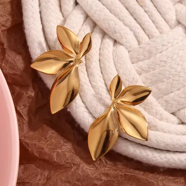 Gold_Pearl_Crystal_Floral_Leaf_Stud_Earrings_For_Women