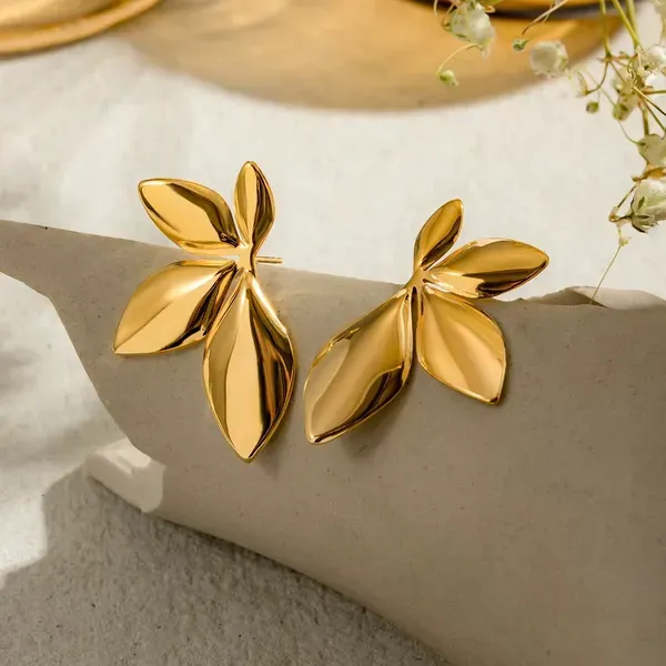 Gold_Pearl_Crystal_Floral_Leaf_Stud_Earrings_For_Women