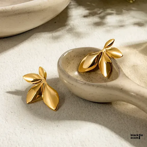 Gold_Pearl_Crystal_Floral_Leaf_Stud_Earrings_For_Women
