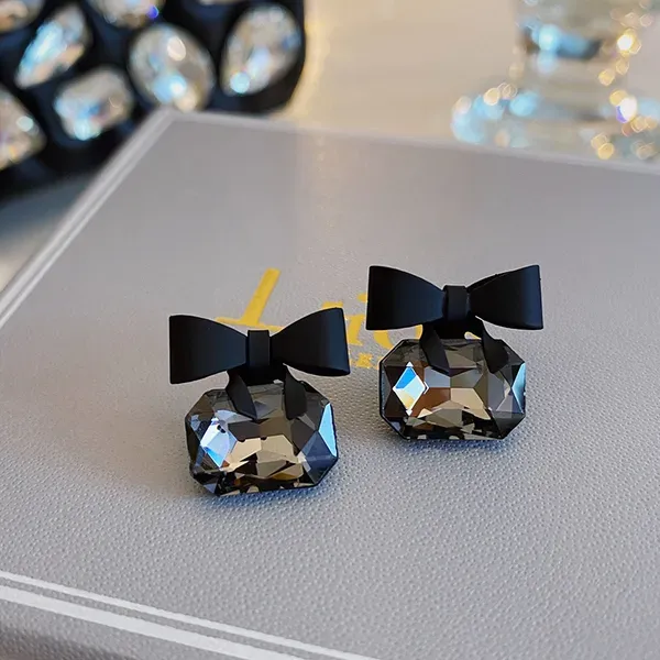 Black_Faux_Pearl_Crystal_Bow_Design_Stud_Earrings_For_Women