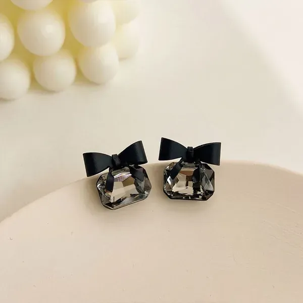 Black_Faux_Pearl_Crystal_Bow_Design_Stud_Earrings_For_Women