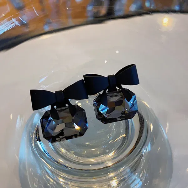 Black_Faux_Pearl_Crystal_Bow_Design_Stud_Earrings_For_Women