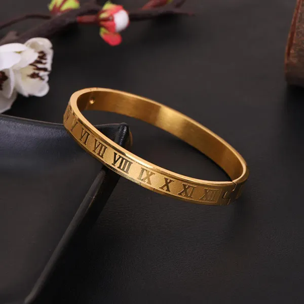 Golden_Stainless_Steel_Adjustable_Bracelet_For_Women