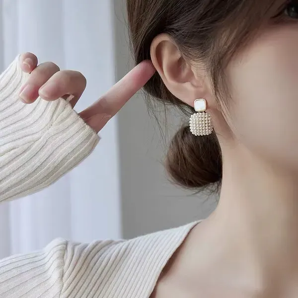 Pearl_Gold_Tone_Metal_Cluster_Square_Drop_Stud_Earrings_For_Women