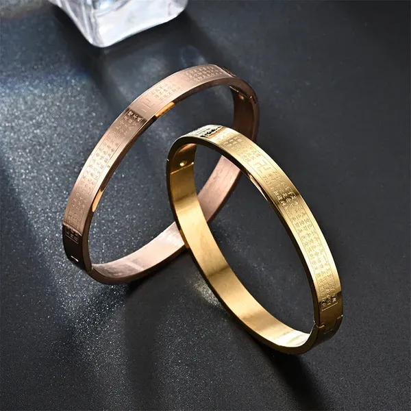 Golden_Stainless_Steel_Adjustable_Bracelet_For_Women