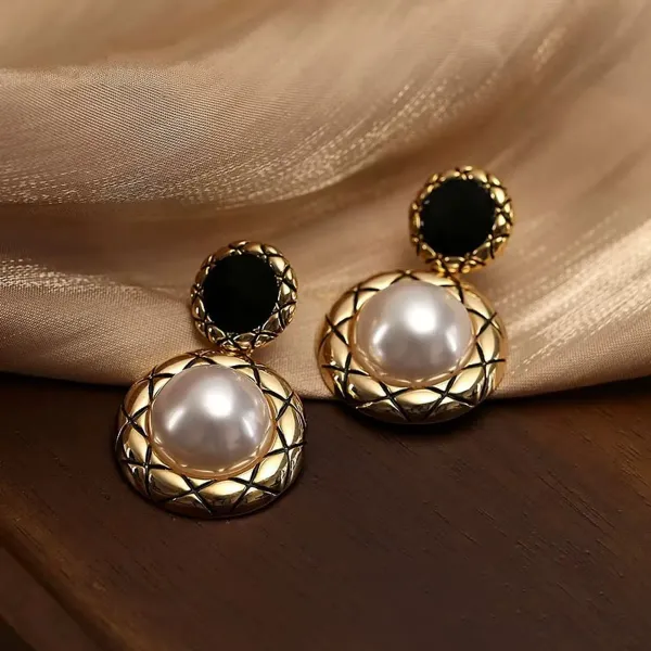 Black_Enamel_Gold_Tone_Quilted_Round_Stud_Drop_Earrings_For_Women