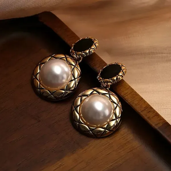 Black_Enamel_Gold_Tone_Quilted_Round_Stud_Drop_Earrings_For_Women