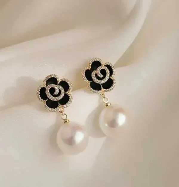 Black_Gold_Plated_Metal_Camellia_Crystal_Stud_Drop_Earrings_For_Women