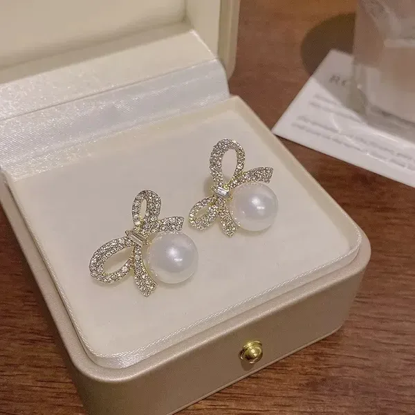 Gold_Crystal_Rhinestone_Bow_Stud_Pearl_Drop_Earrings_For_Women