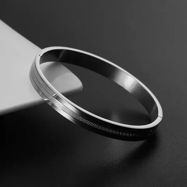Silver_Stainless_Steel_Bracelet_For_Men