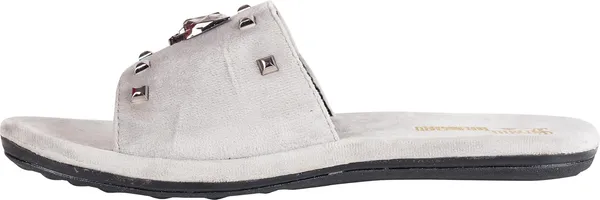 Men_Velvet_Studded_Slippers
