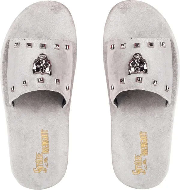 Men_Velvet_Studded_Slippers