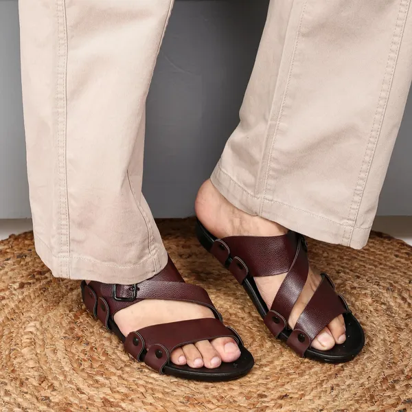 Men_Leather_Cross_Strap_Sandals