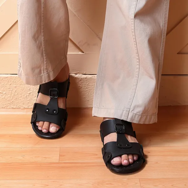 Black_Synthetic_Leather_Sandals_For_Men