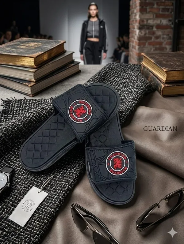 Men_Slide_Slippers_With_Quilted_Strap_And_Logo