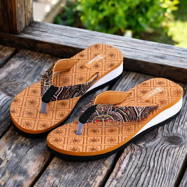 Tan_Rubber_Slippers_For_Women