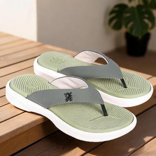 Women_Synthetic_Leather_Slippers