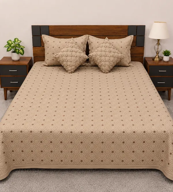 Quilted_Geometric_Pattern_Bedspread_Set