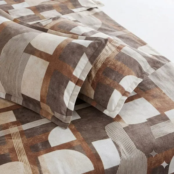 Antonia_Geometric_Print_Bedsheet_Set