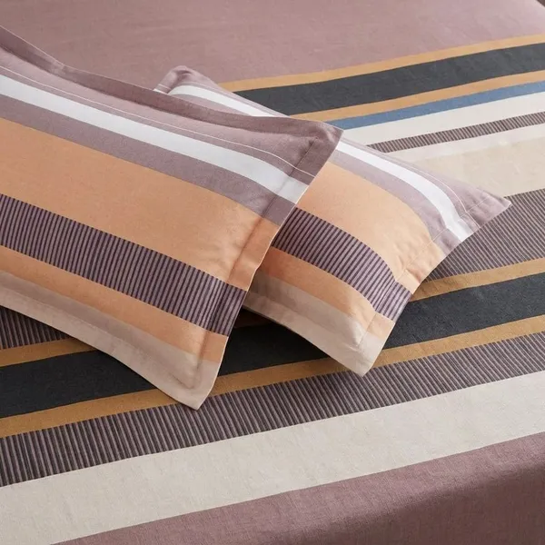 Bonafide_Checkered_Bedsheet