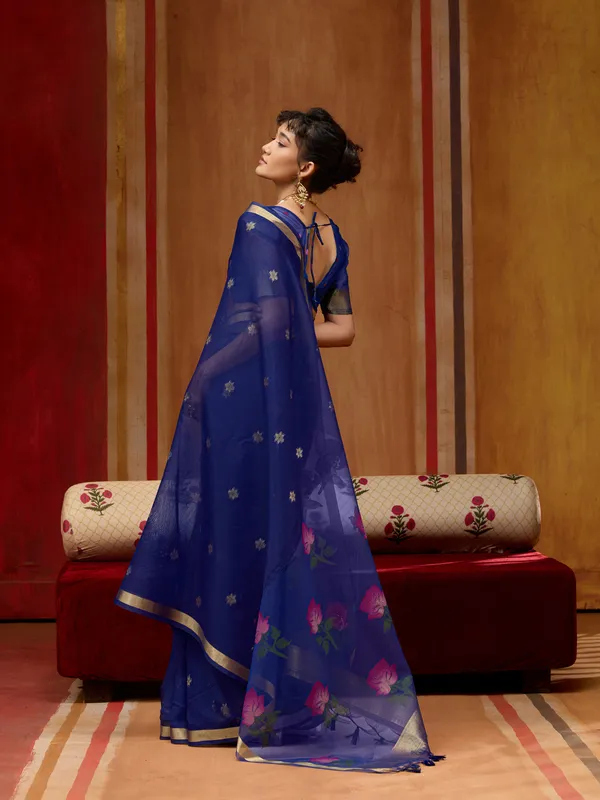 Blue_Printed_Saree_For_Women