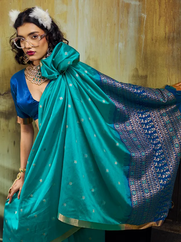 Teal_Woven_Saree_With_Blue_Blouse_for_Women