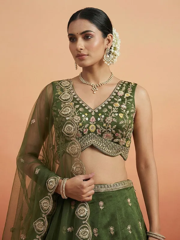 Green_Embroidered_Lehenga_Choli_Set_for_Women