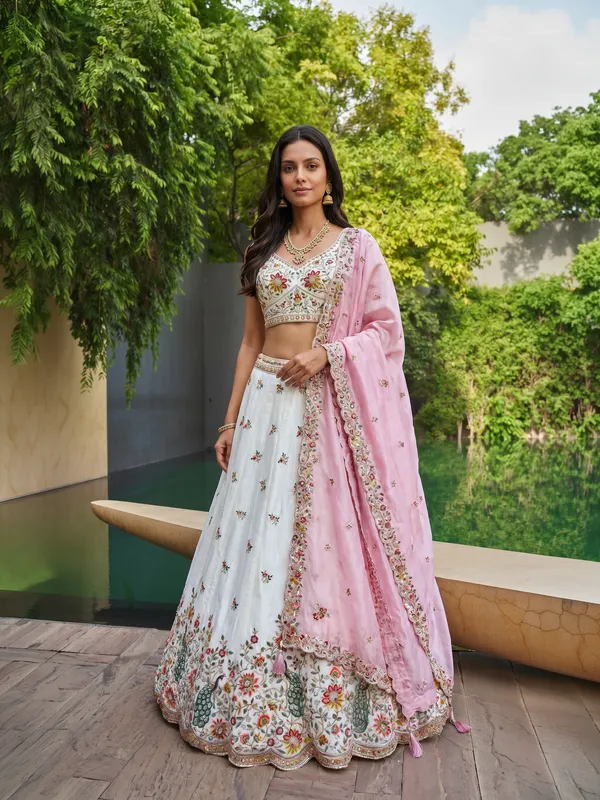 White_And_Pink_Floral_Lehenga_Choli_Set_for_Women