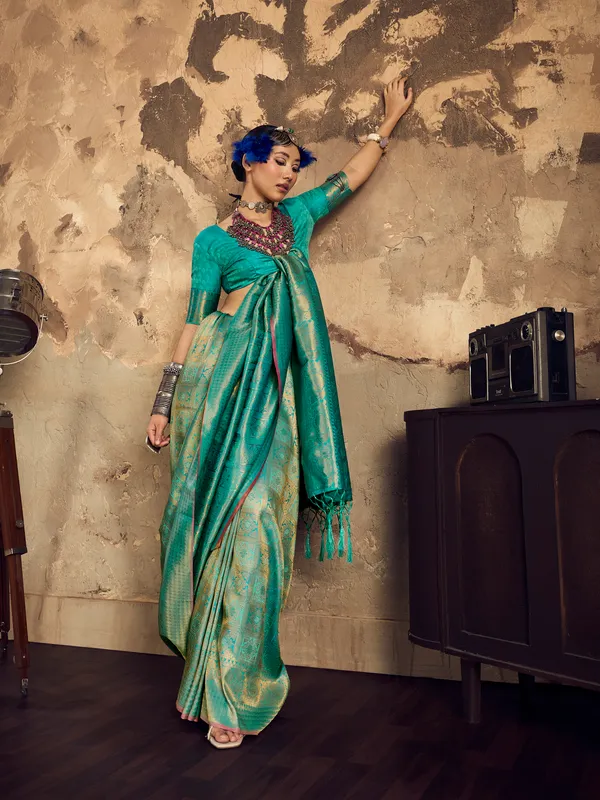 Teal_Green_Woven_Saree_for_Women