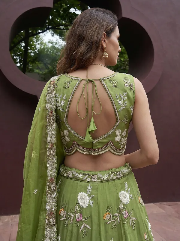 Green_Floral_Embroidered_Lehenga_Set_for_Women